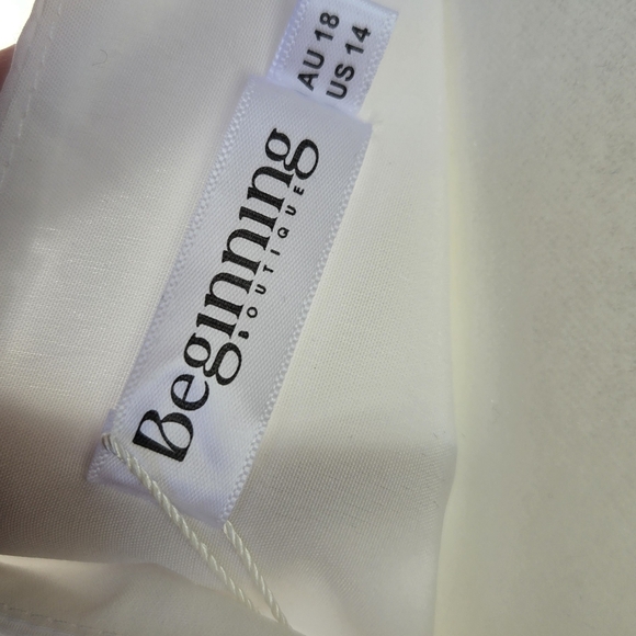 Beginning Boutiqe Dreamie White Mini Dress NEW - Picture 11 of 11